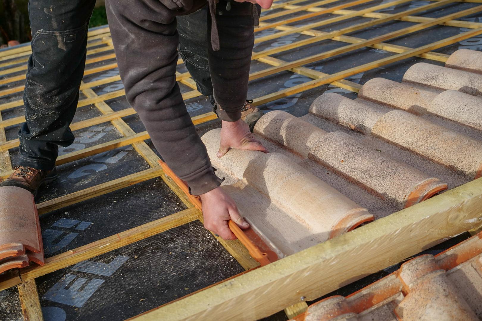Démoussage de toiture Rochefort